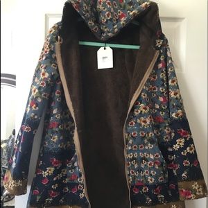 CELLABIE HOODED FLORAL FALL JACKET.